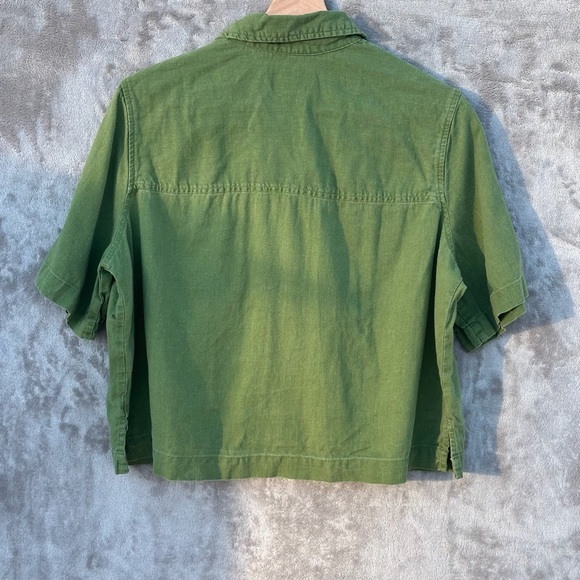 Universal Thread Women’s Olive Utility cropped box fit Button-Up Shirt – Size M - Picture 12 of 15
